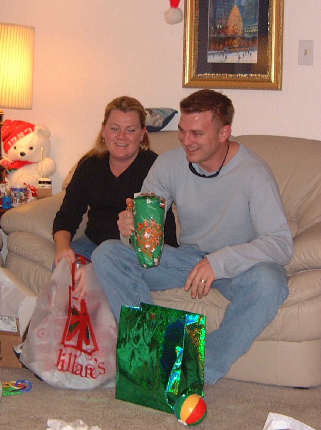 2001-12-24 Christmas Eve J&J 13.jpg